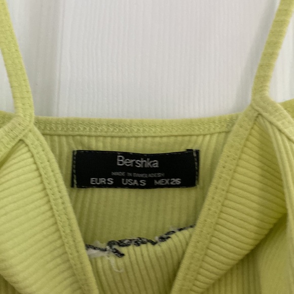 BERSHKA CROP TOP - Picture 3 of 3